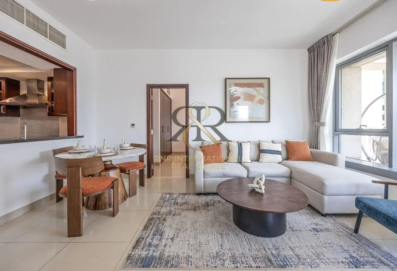 Elegantly Furnished I Bright Spacious l Rented