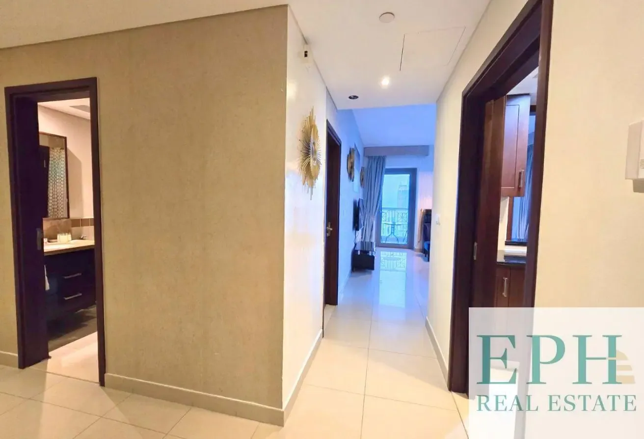 FOUNTAIN VIEW | HIGH-FLOOR FRONT UNIT | VACANT