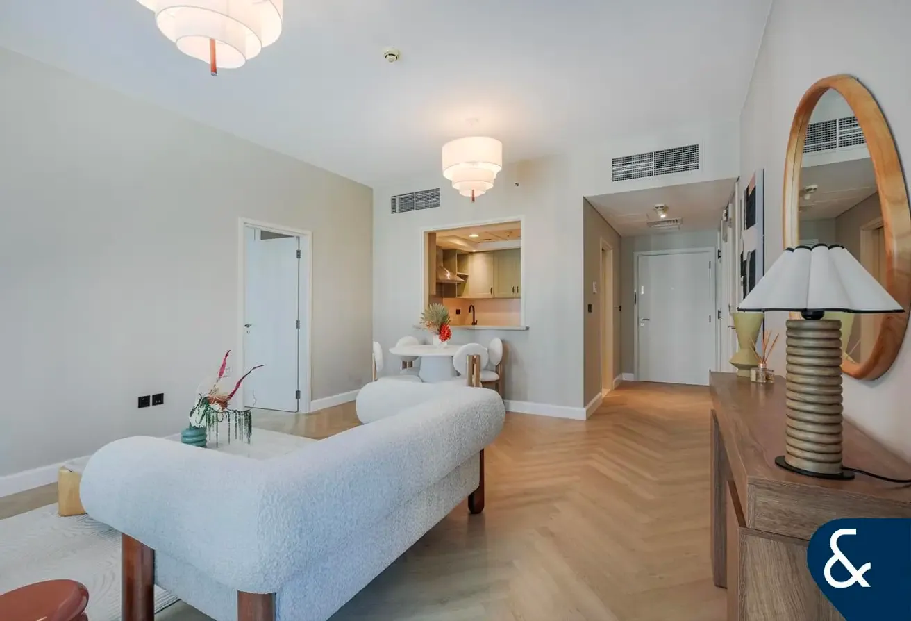 Furnished | Upgraded | Vacant Now | One Bed