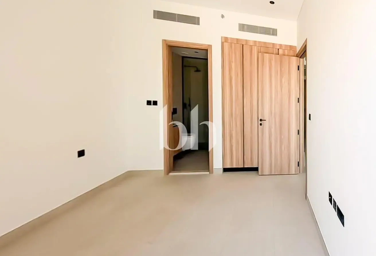 Investor Deal | Unfurnished | Lagoon view