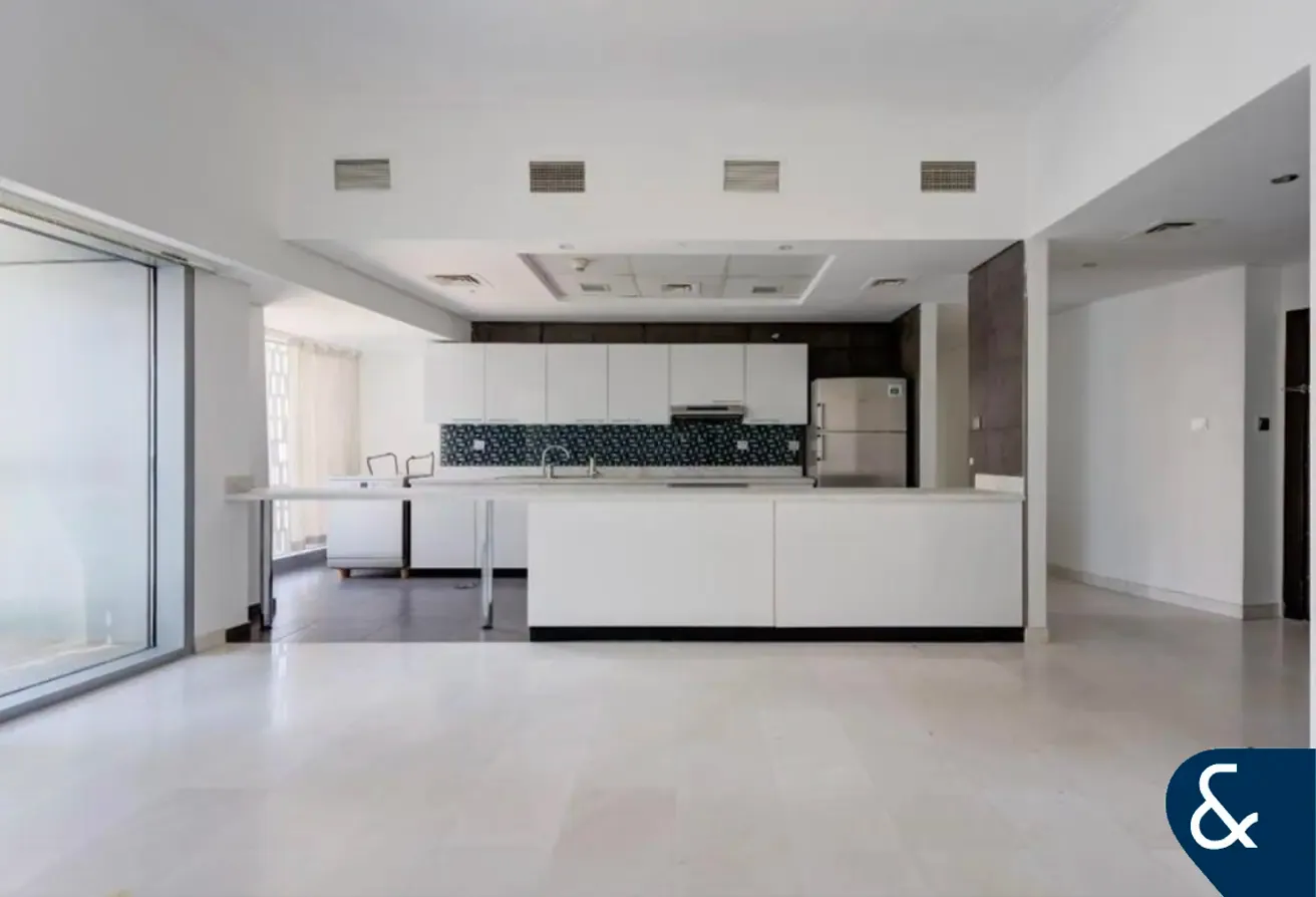 2 Beds | Vacant On Transfer | Marina View