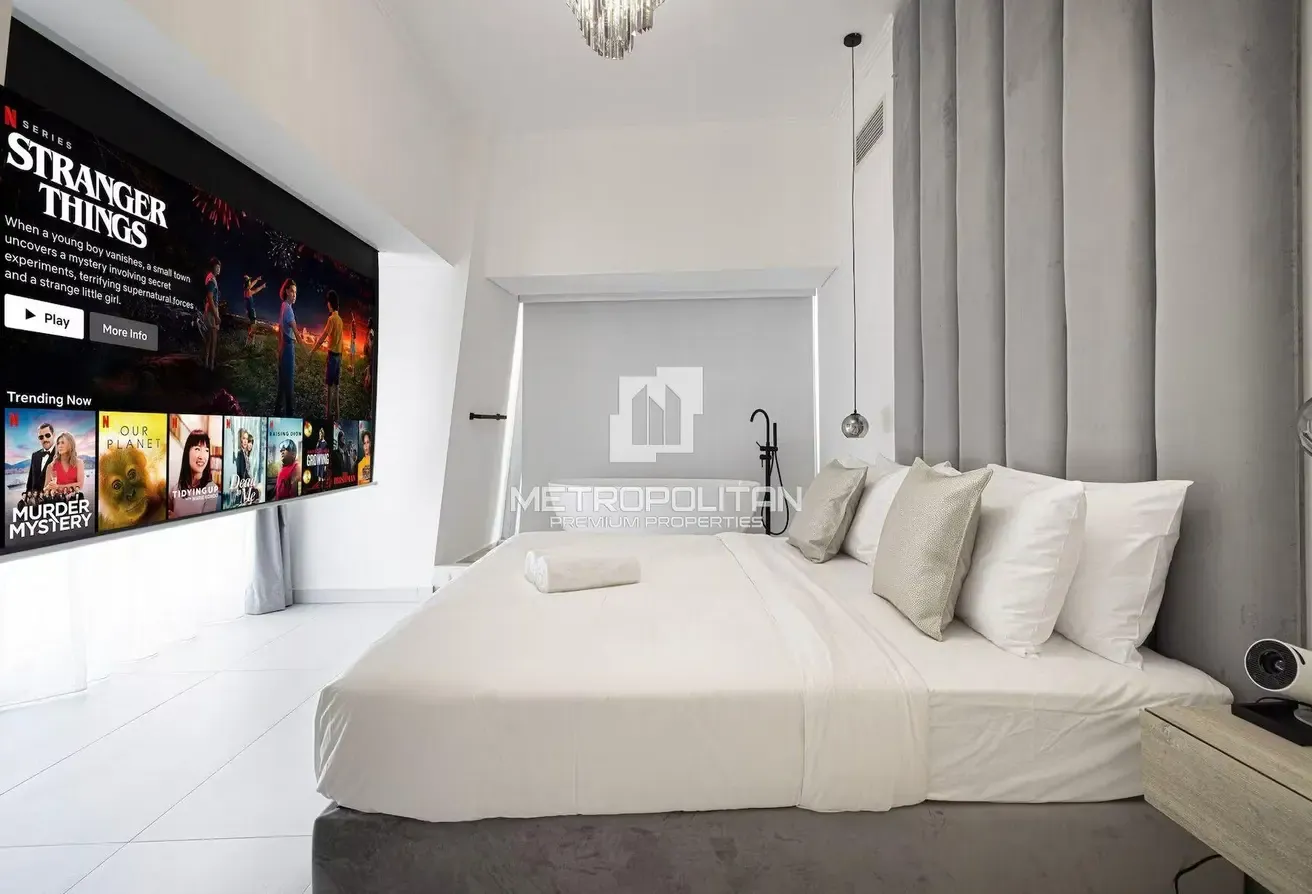 High ROI | 2 bedroom Sea View | Upgraded 2BR