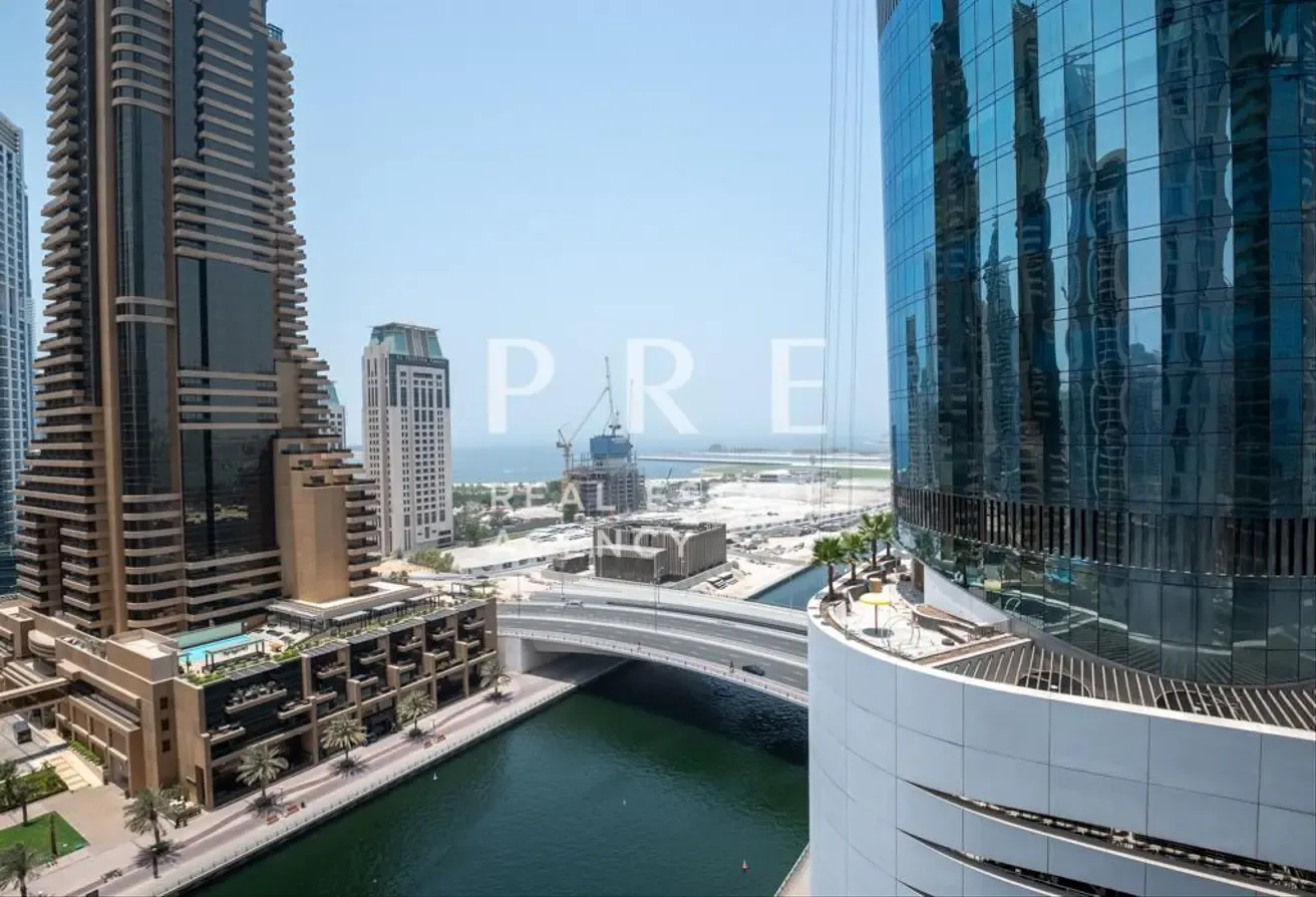 Spacious unit | Sea View | Vacant