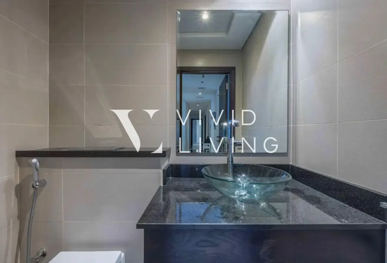 Partial Marina View | VOT | Mid Floor