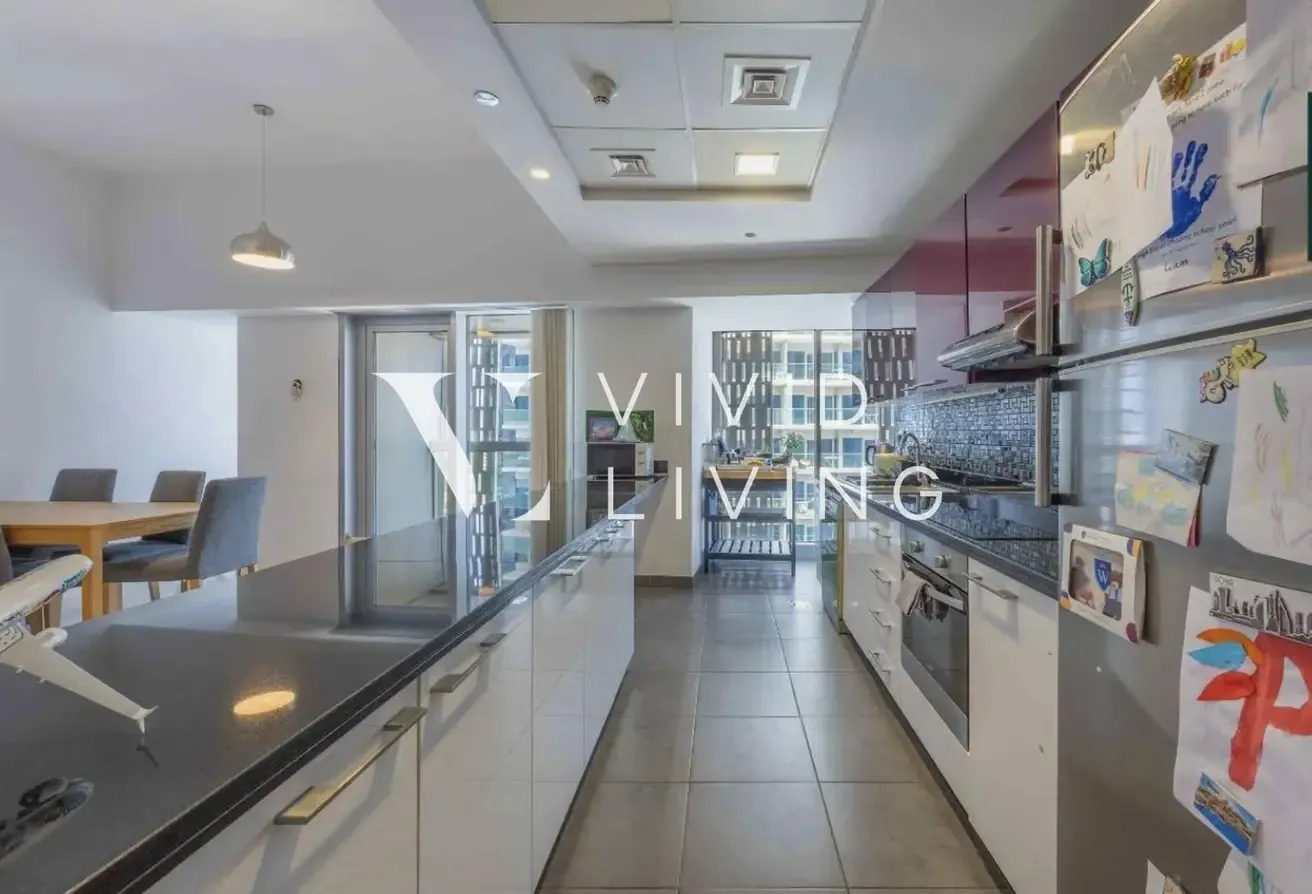 Partial Marina View | VOT | Mid Floor