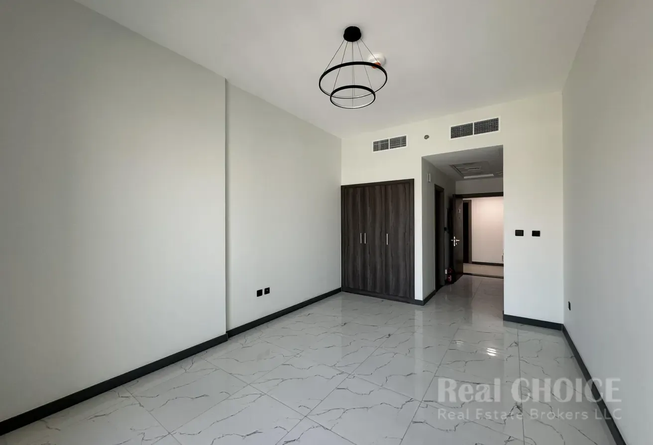 Cozy Studio |Apartment for Sale | Modern Amenities