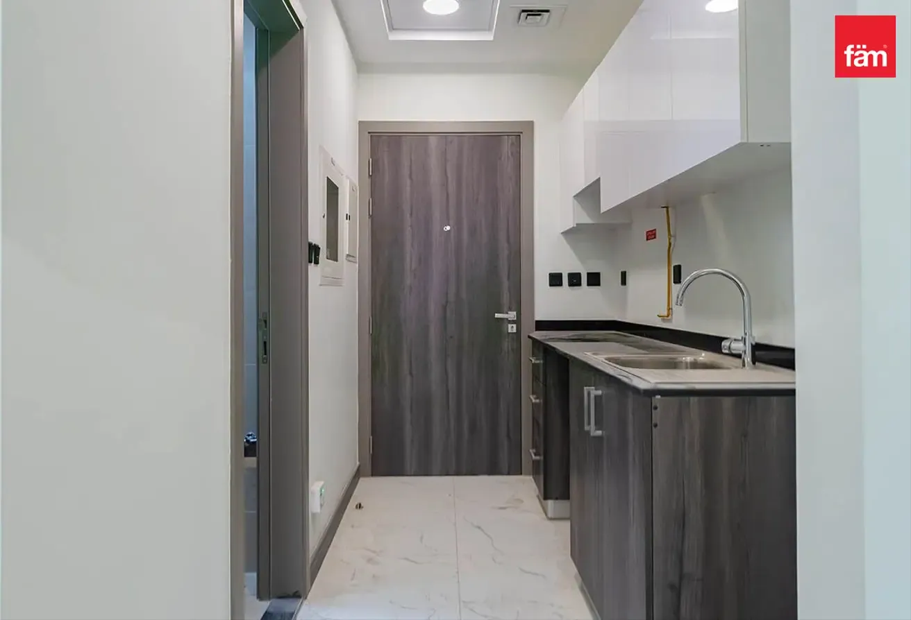 High Floor | Rented | Community View