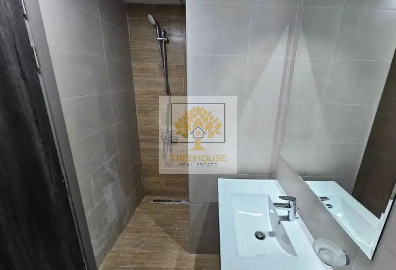 SPACIOUS LAYOUT | EXCLUSIVE | COMMUNITY VIEW