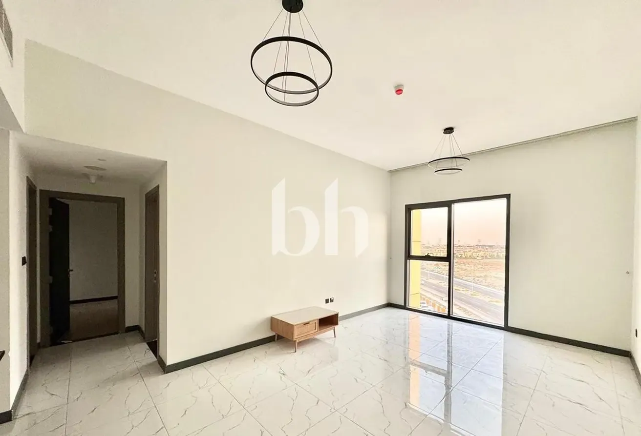 Spacious 2 Bed Apartment  |  Pool View  |  Balcony