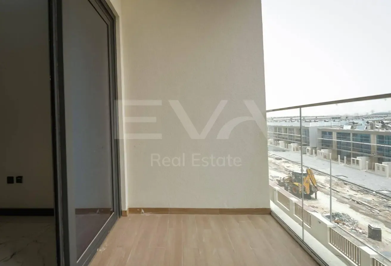 SPACIOUS LAYOUT | UNFURNISHED | READY TO MOVE