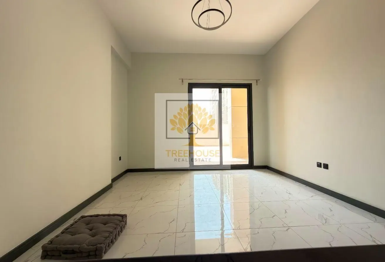 SPACIOUS 1 BR | HUGE BALCONY | HIGHER FLOOR