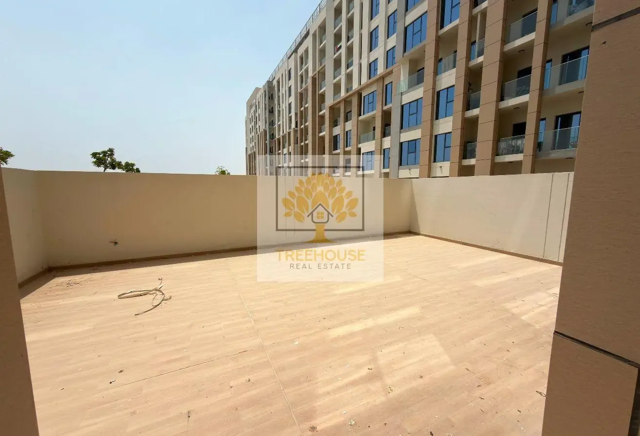 SPACIOUS 1 BR | HUGE BALCONY | HIGHER FLOOR