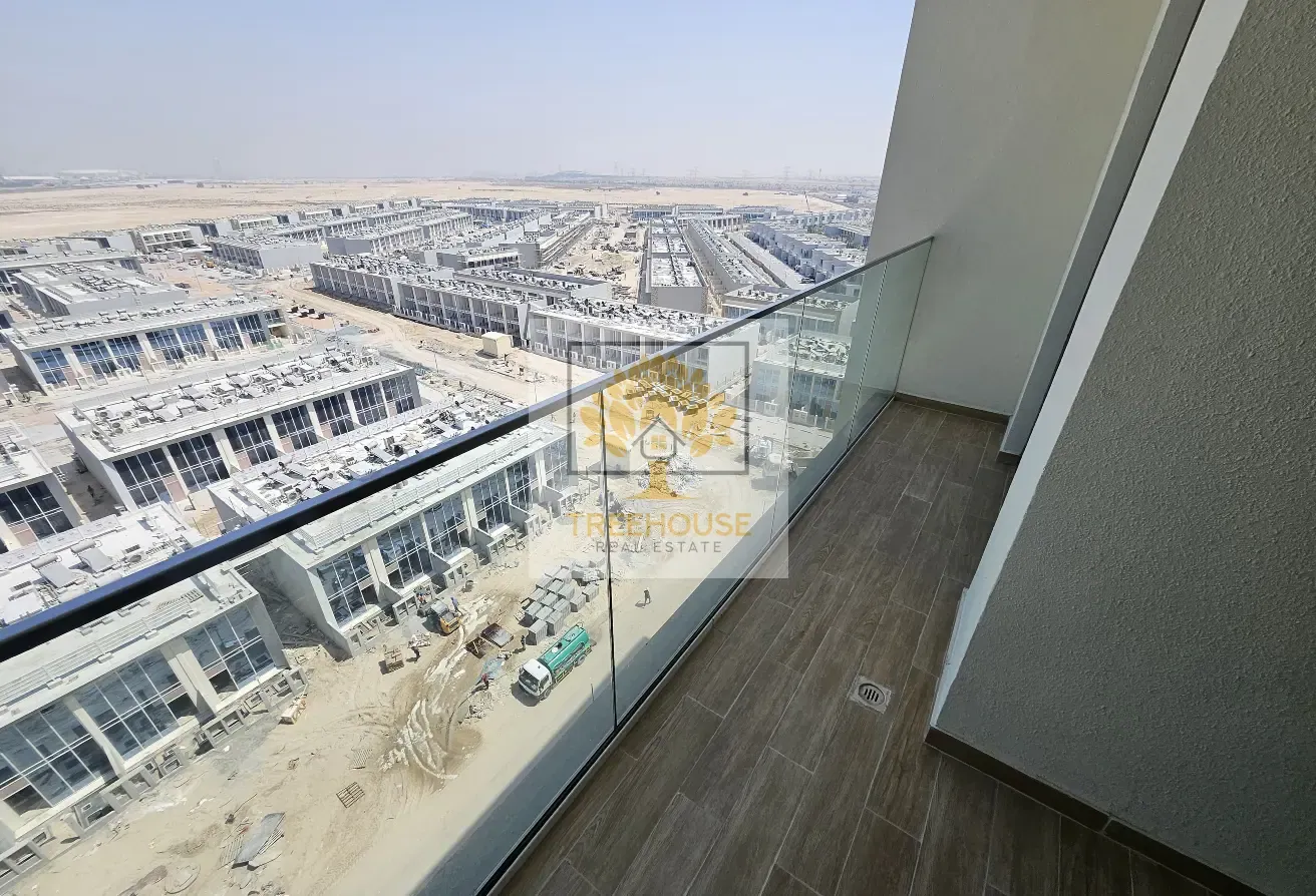 HIGHER FLOOOR | LUXURY LIVING | SPACIOUS LAYOUT