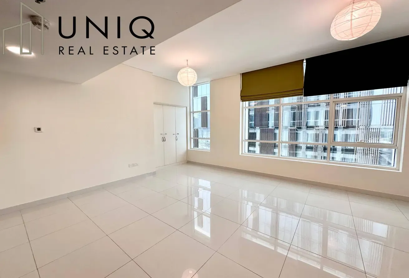 2-Bedroom | VACANT | High Floor