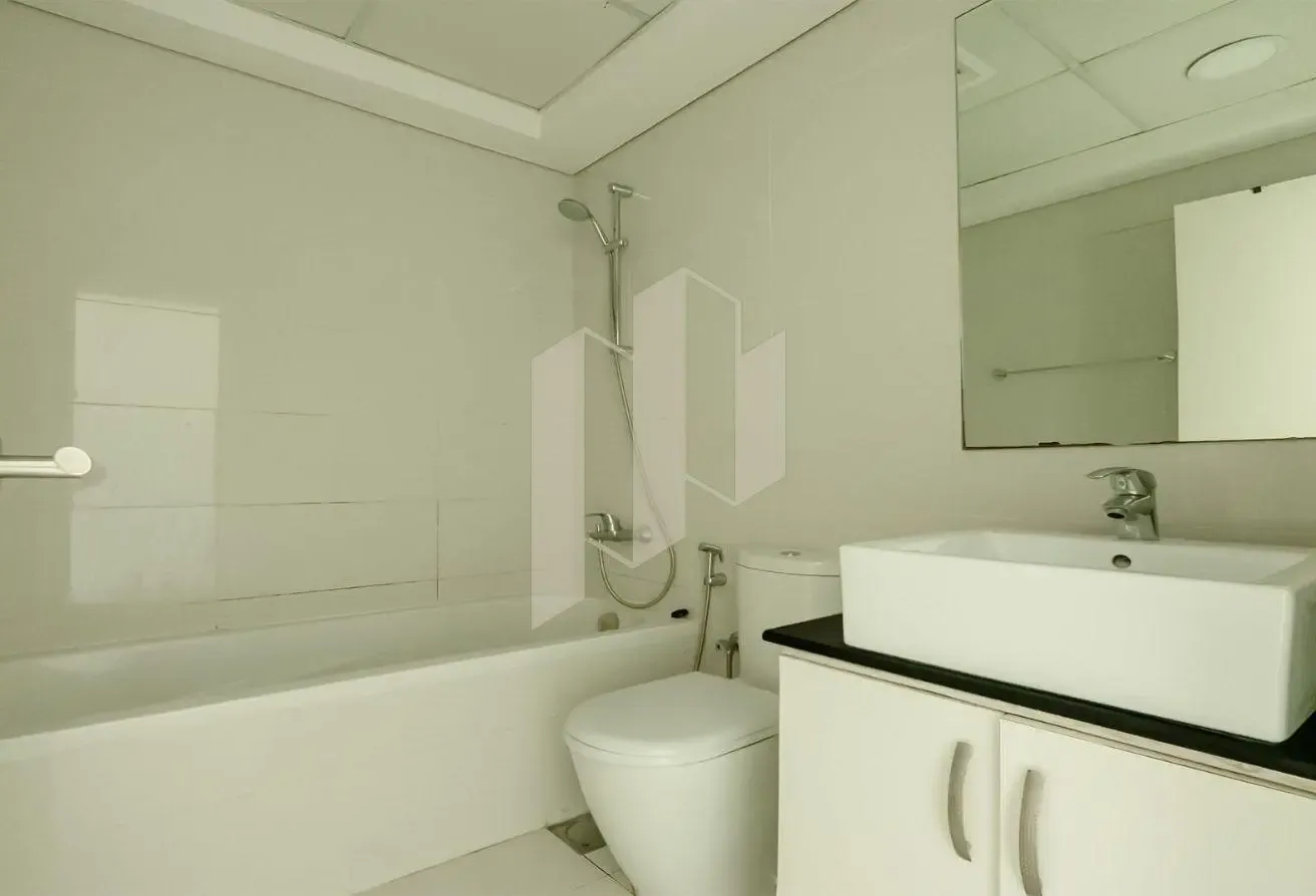 1BR w Balcony | Strategic Location | Rented