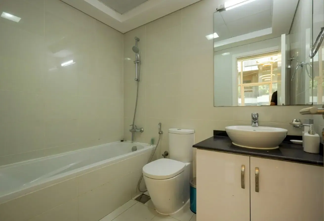 Top Floor | Rented Unit | Community Views