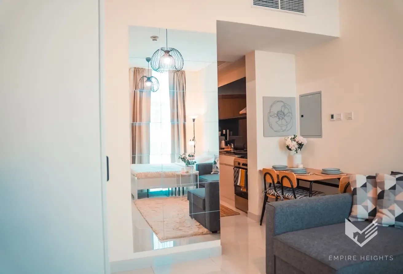 Top Floor | City Views | Net 8.1 percentage ROI