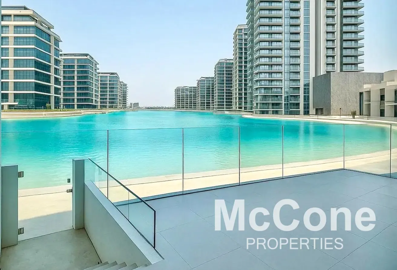 Direct Beach Access | Duplex | Pool and Gym