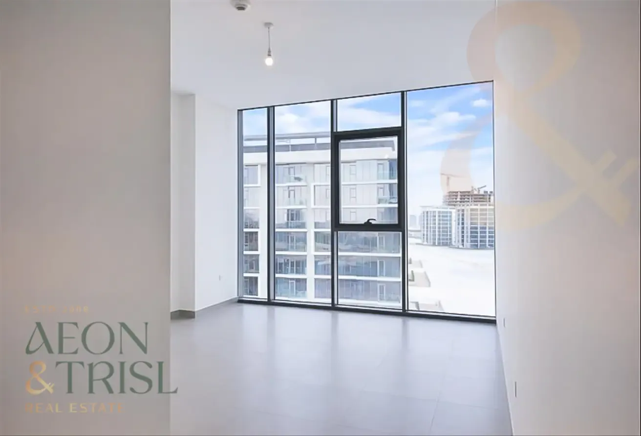 Luxurious | 3 Bedroom + Maids Room | Lagoon Views