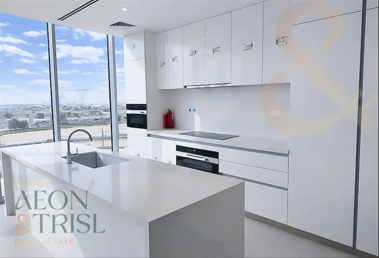 Luxurious | 3 Bedroom + Maids Room | Lagoon Views