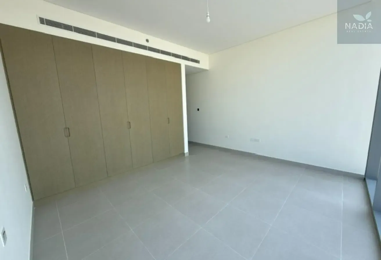 Large 3BR+Maid | Lagoon Views | Corner | Mid Floor