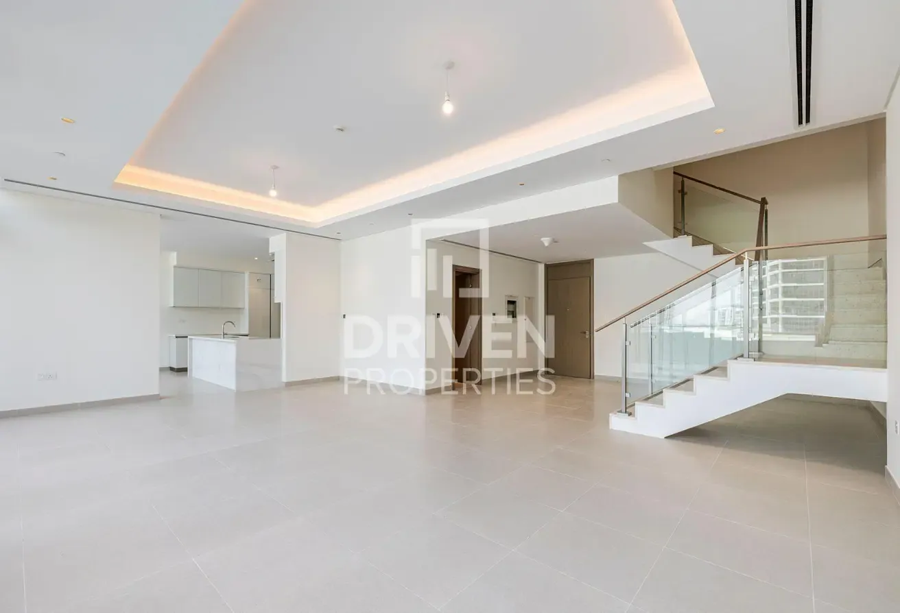 Exclusive Duplex | Lagoon View | No Overlooking