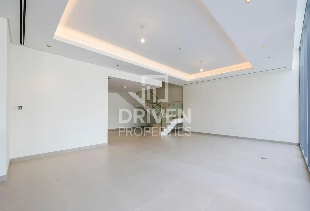 Exclusive Duplex | Lagoon View | No Overlooking