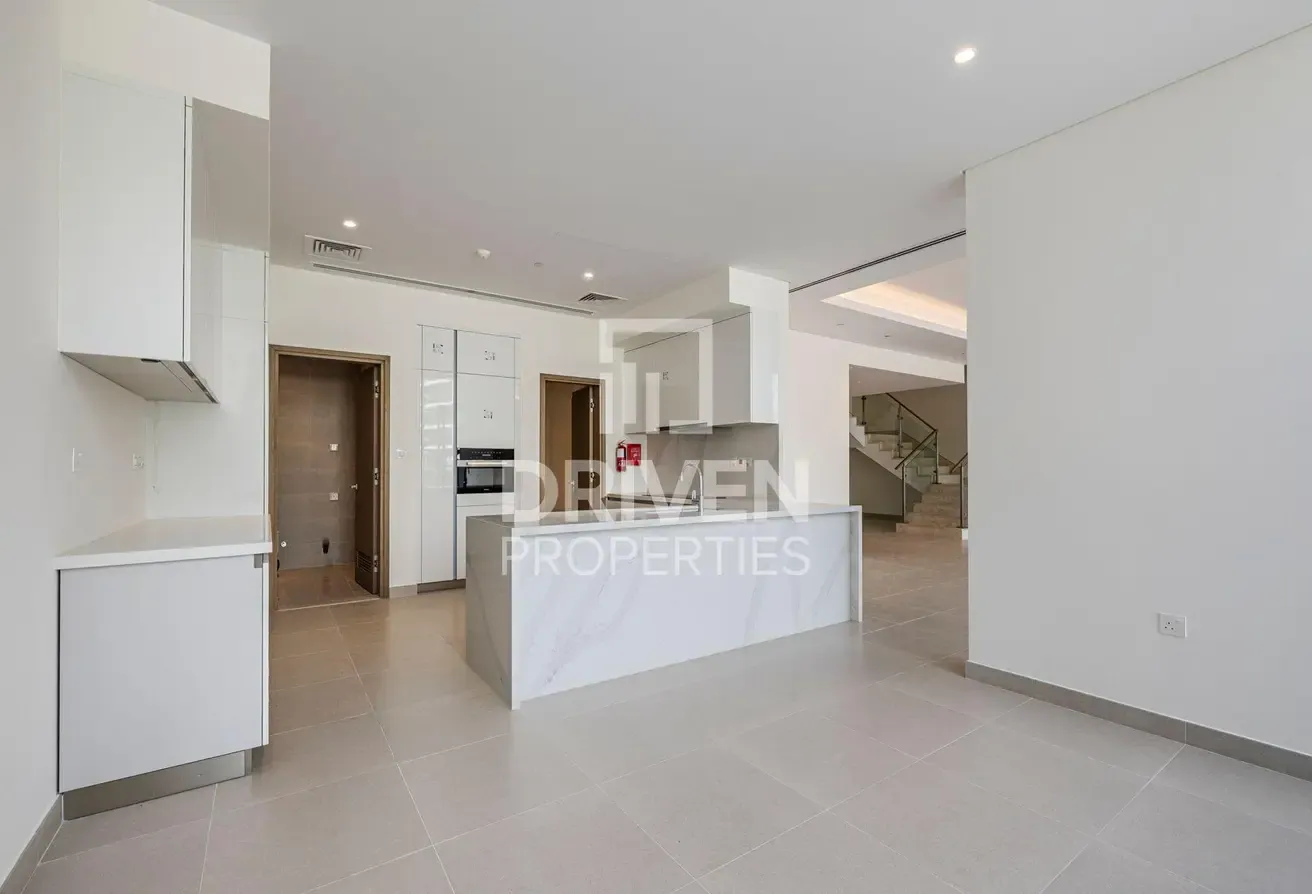 Exclusive Duplex | Lagoon View | No Overlooking