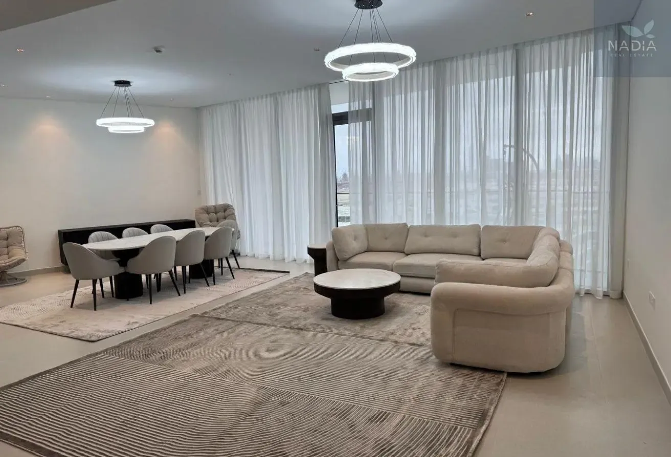 Large 3BR | Lagoon Views | District One