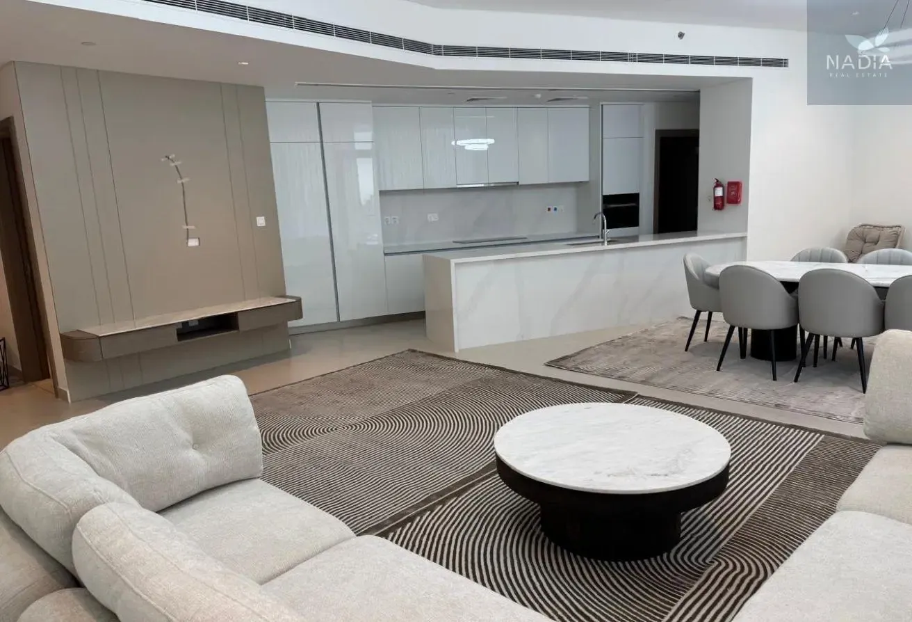 Large 3BR  | Lagoon Views | District One