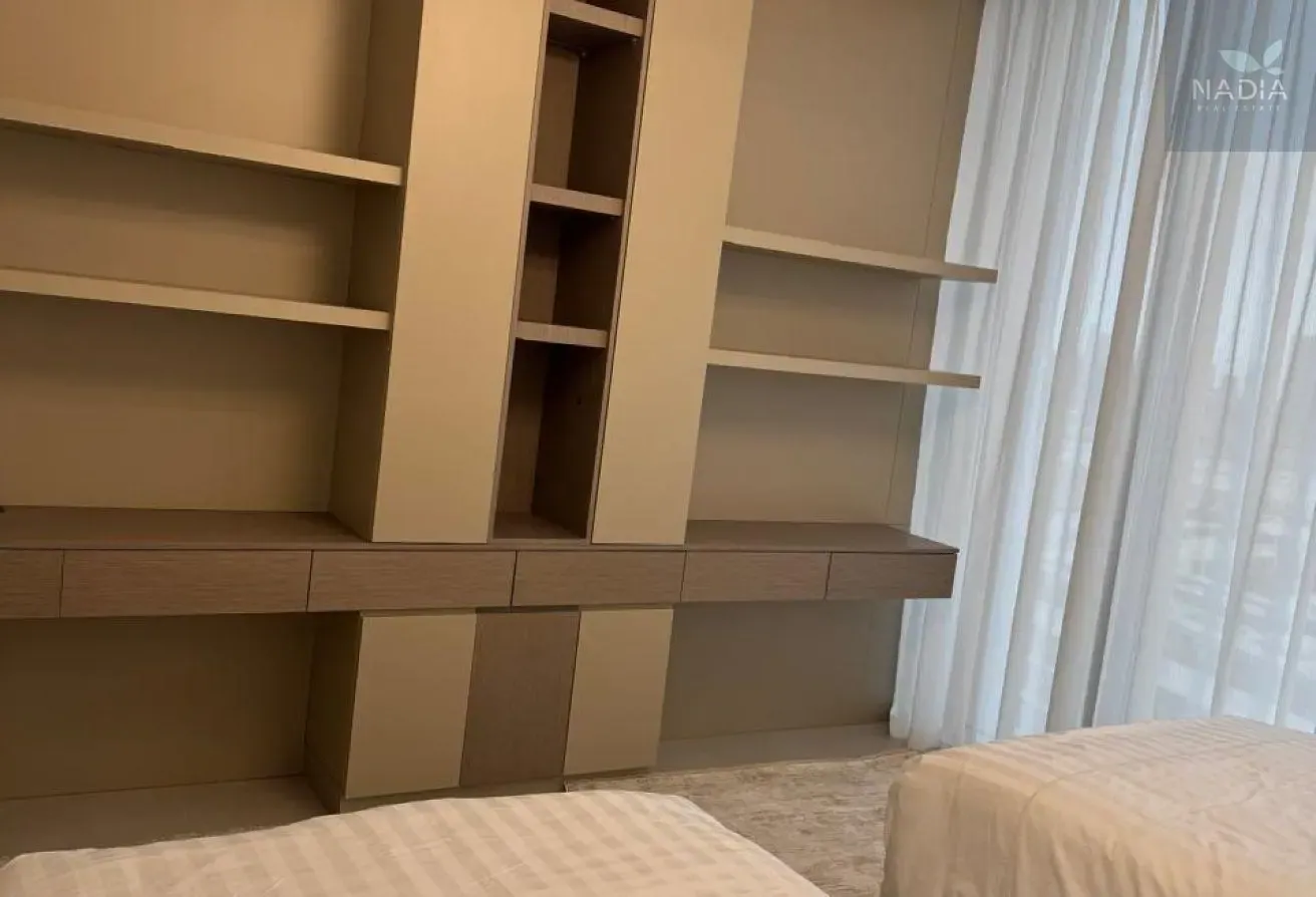 Large 3BR  | Lagoon Views | District One