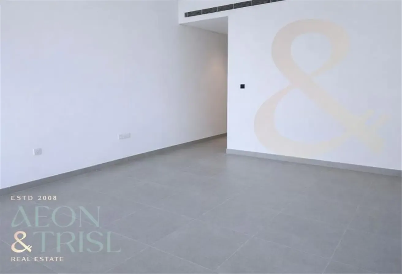 Crystal Lagoon Views | Lagoons View | Elegant 3BR