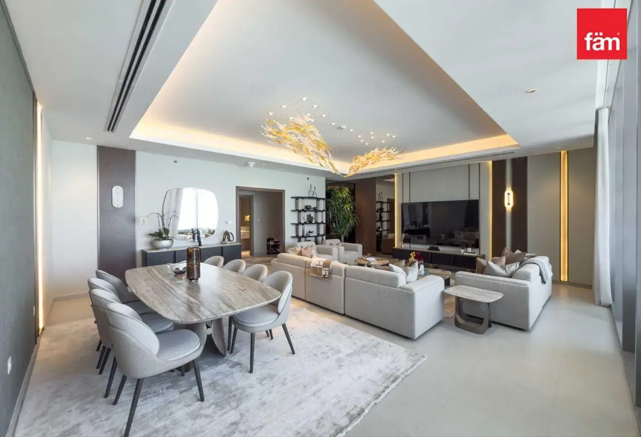 Luxury4 Bedroom | Contemporary Design