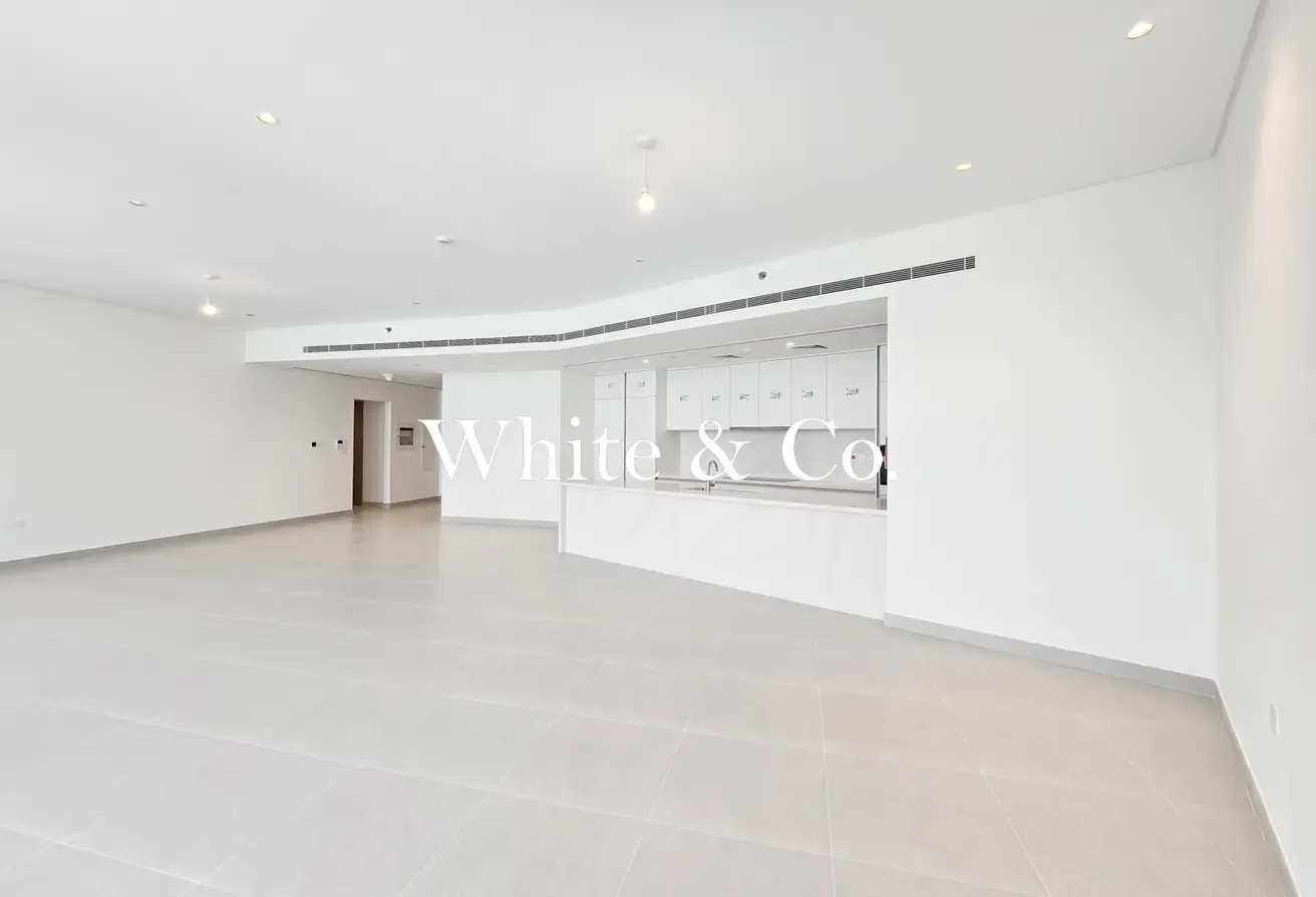 Brand New  | 3 Bedrooms | Large Layout
