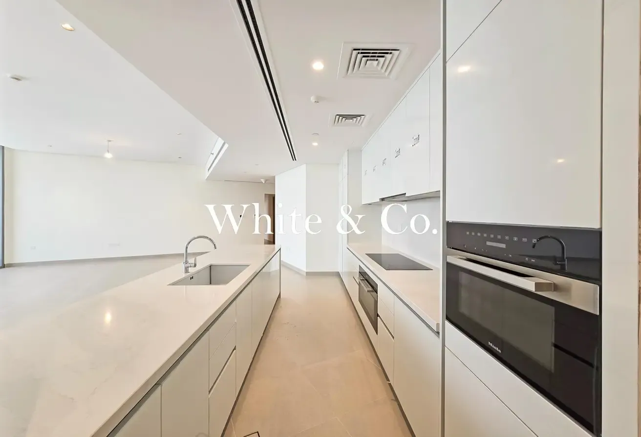 Brand New  | 3 Bedrooms | Large Layout