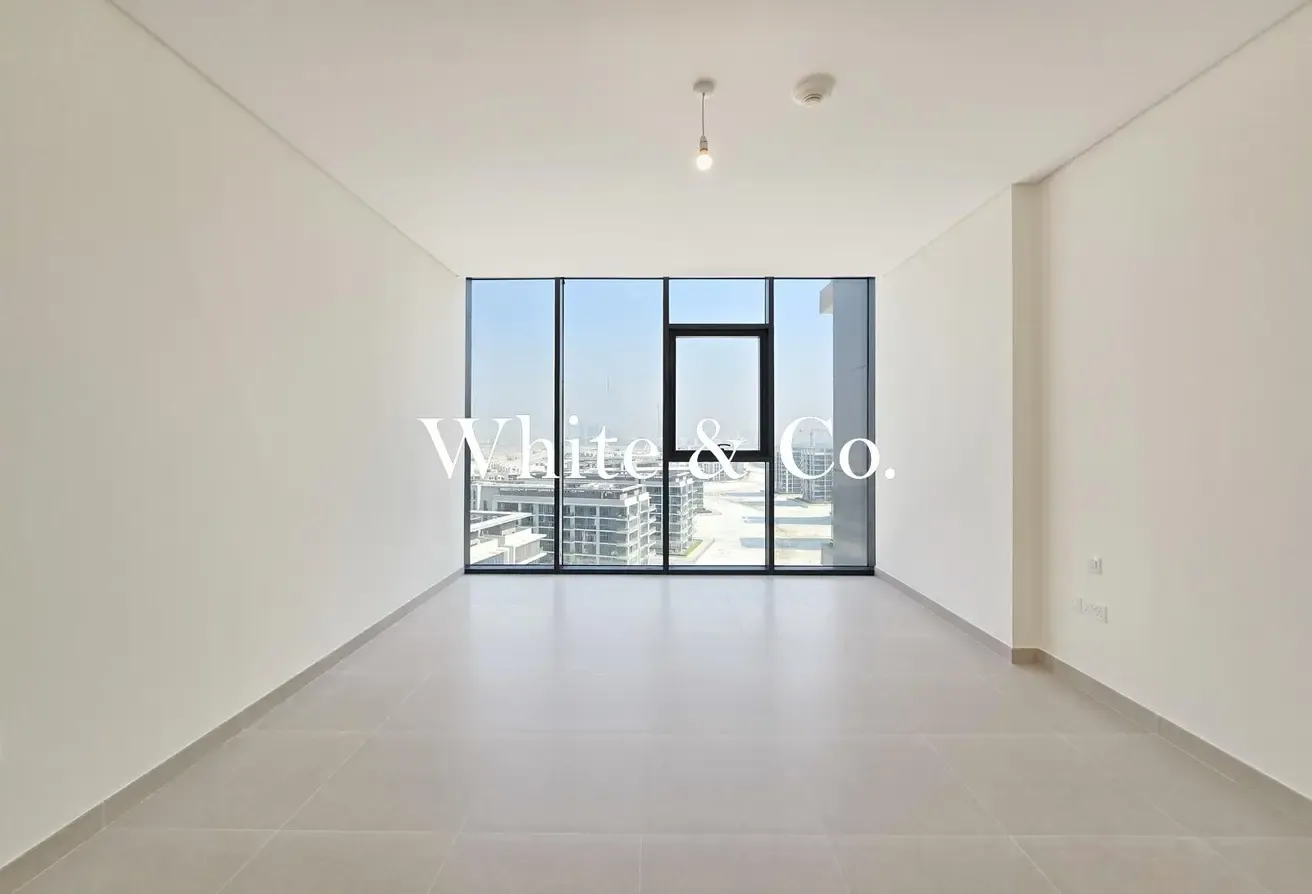 Brand New  | 3 Bedrooms | Large Layout