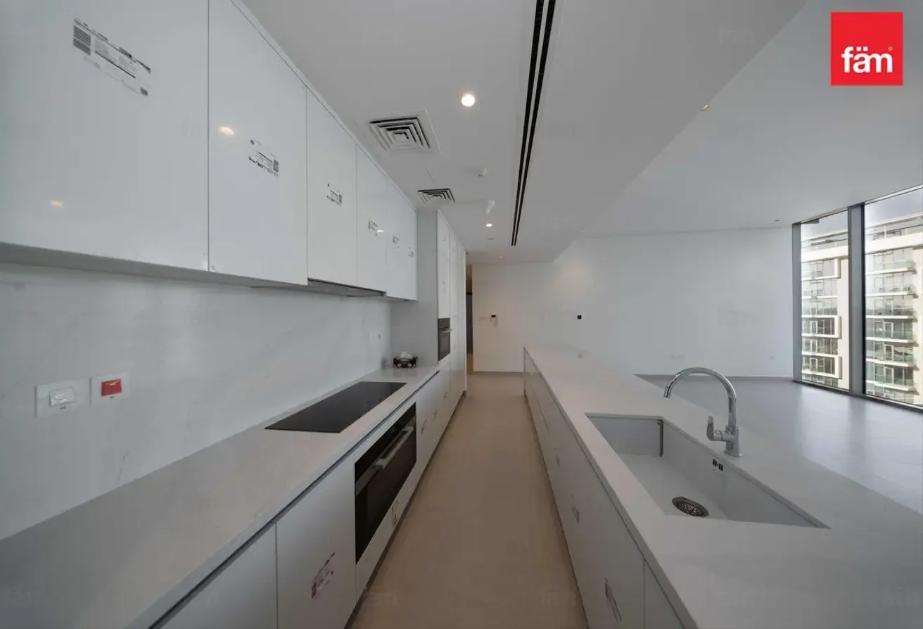 Spacious 2br | Luxury Living | Great Location