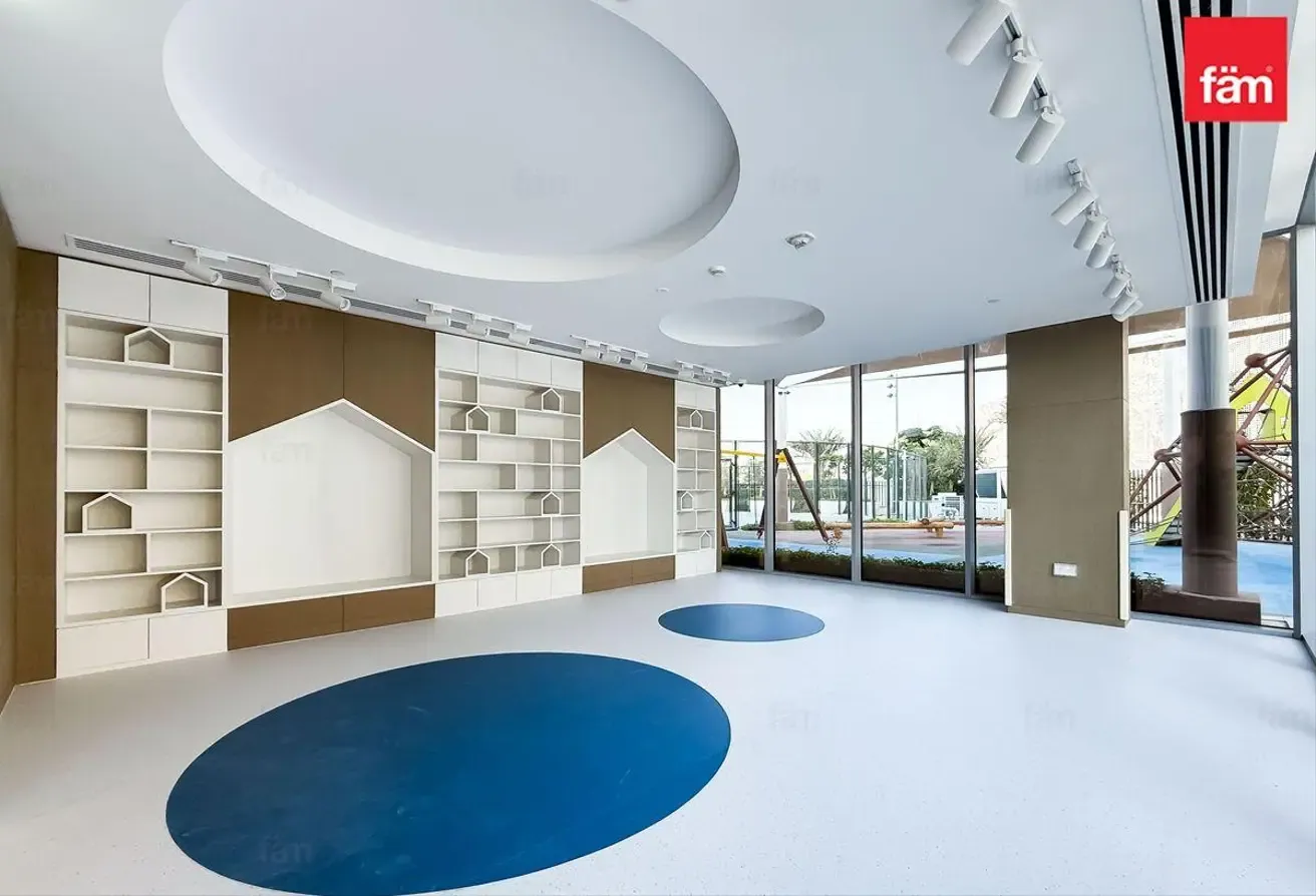 Spacious High End Vacant With Burj Al Arab View