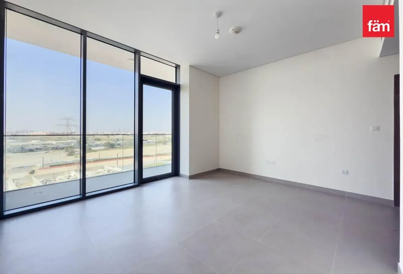 Spacious High End Vacant With Burj Al Arab View