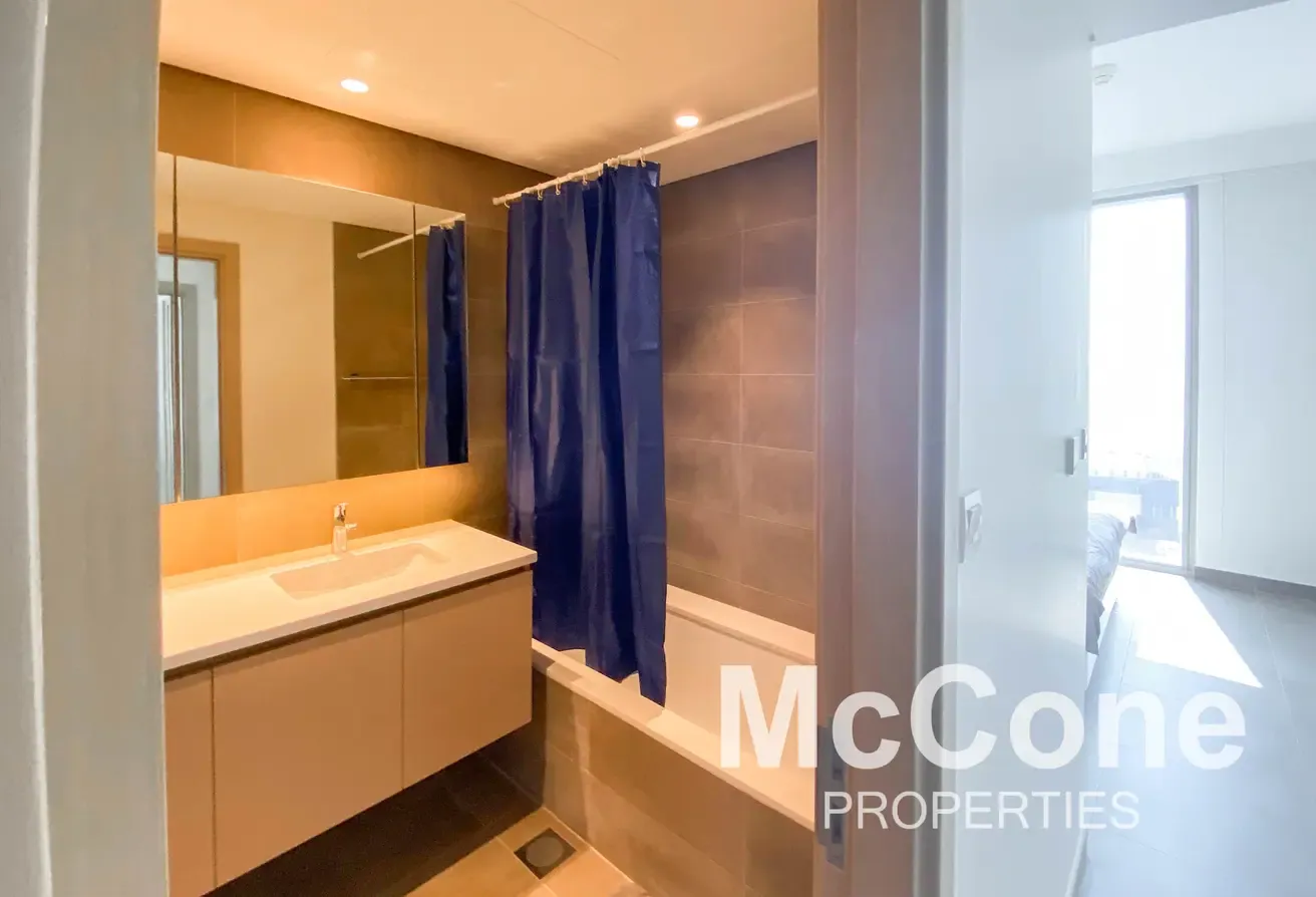 High Floor | Vacant | Creek Beach View