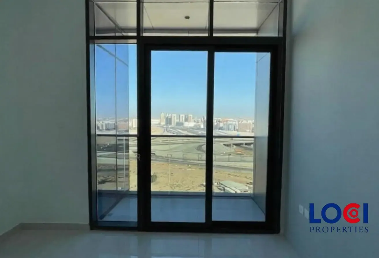 READY TO MOVE | FAMILY AREA | FURNISHED