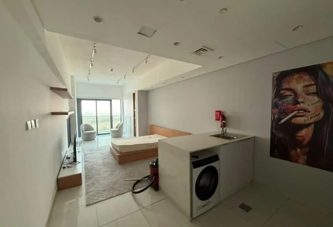 Furnished Big Studio Modern Ready to Move