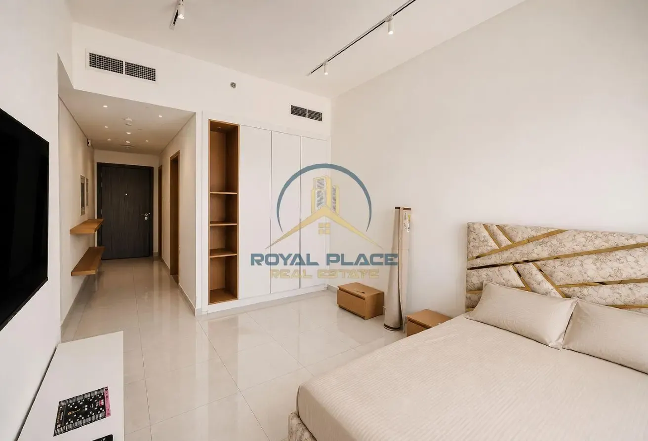 Bright Layout | Vacant | Fully Furnished