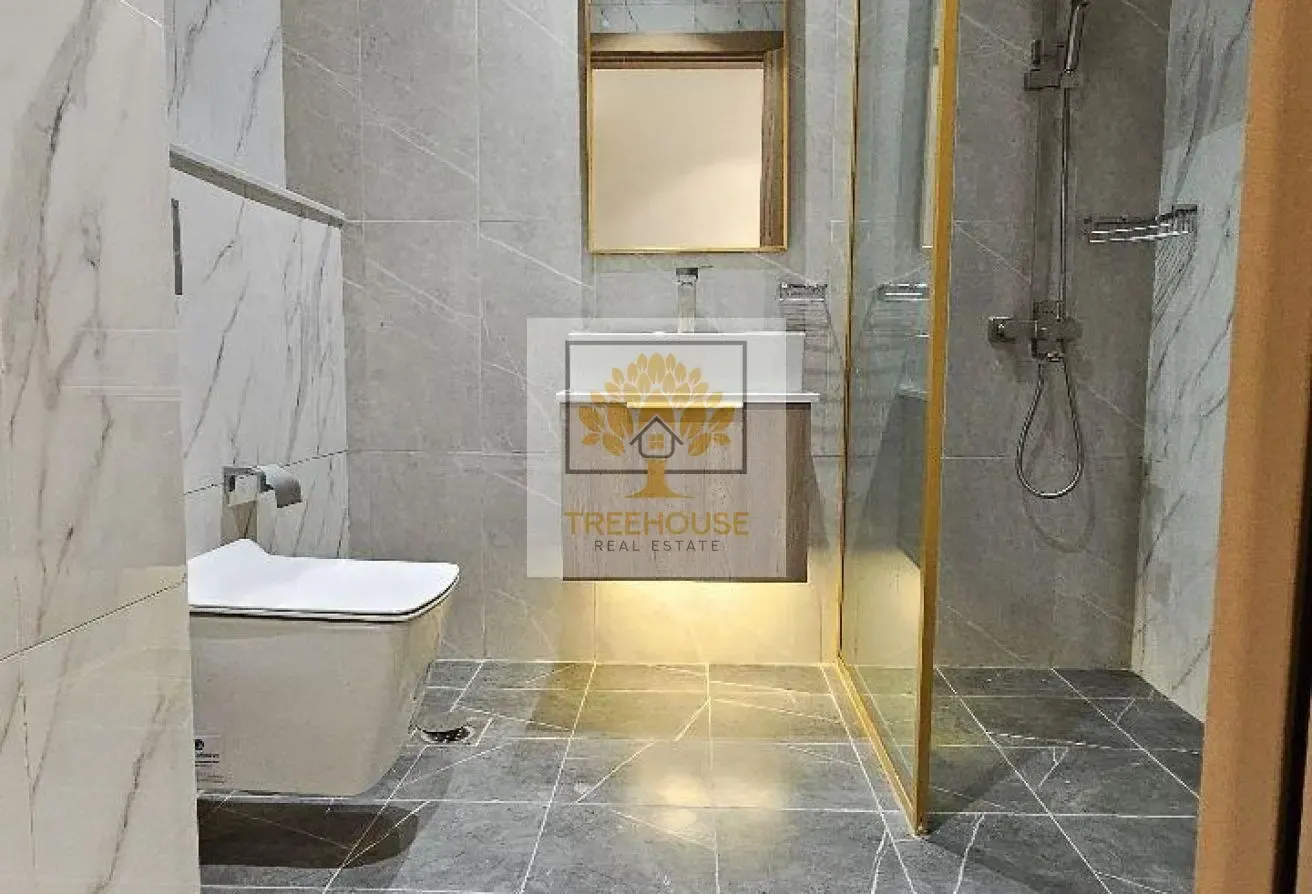 FULLY FURNISHED STUDIO| LUXURY | WELL MAINTAINED