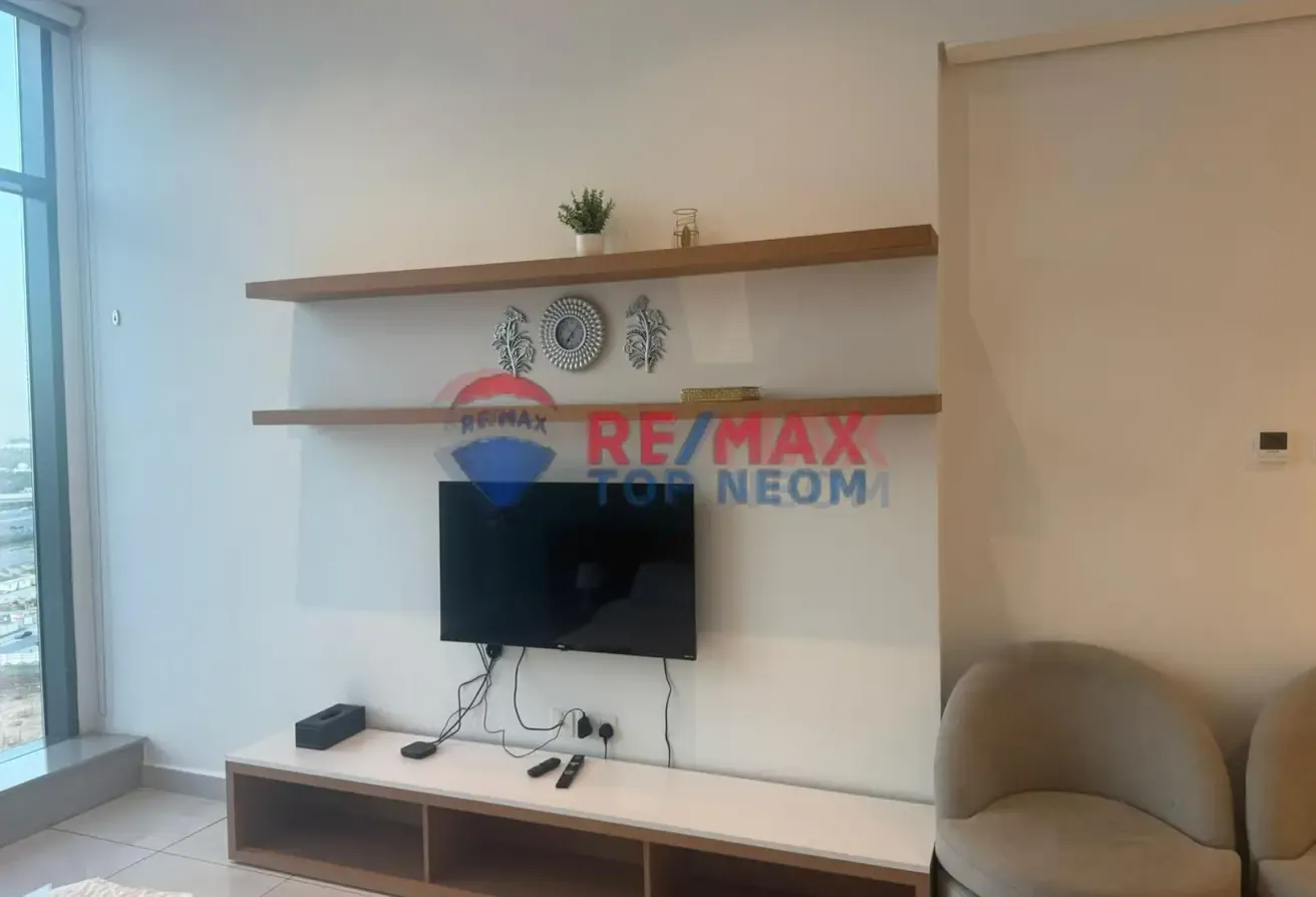 HOT DEAL - VACANT - FURNISHED