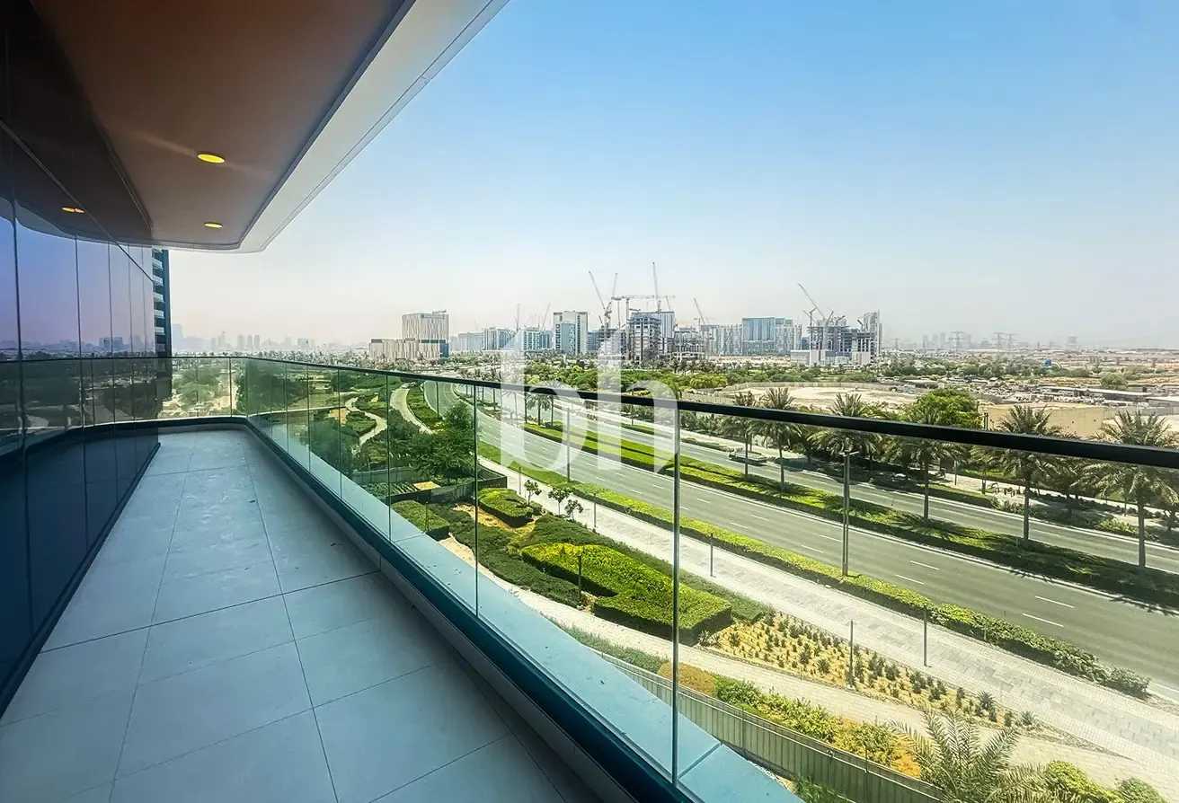 Large Corner Plot | 2 Bed + Maid | Low Floor