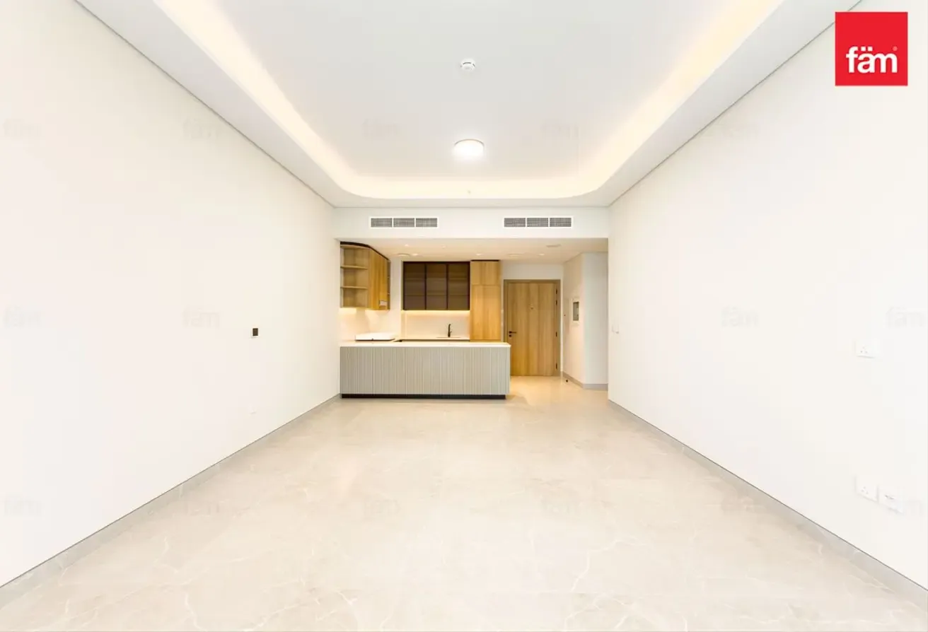 2br | Vacant | New | Golf View | 1 Month Free