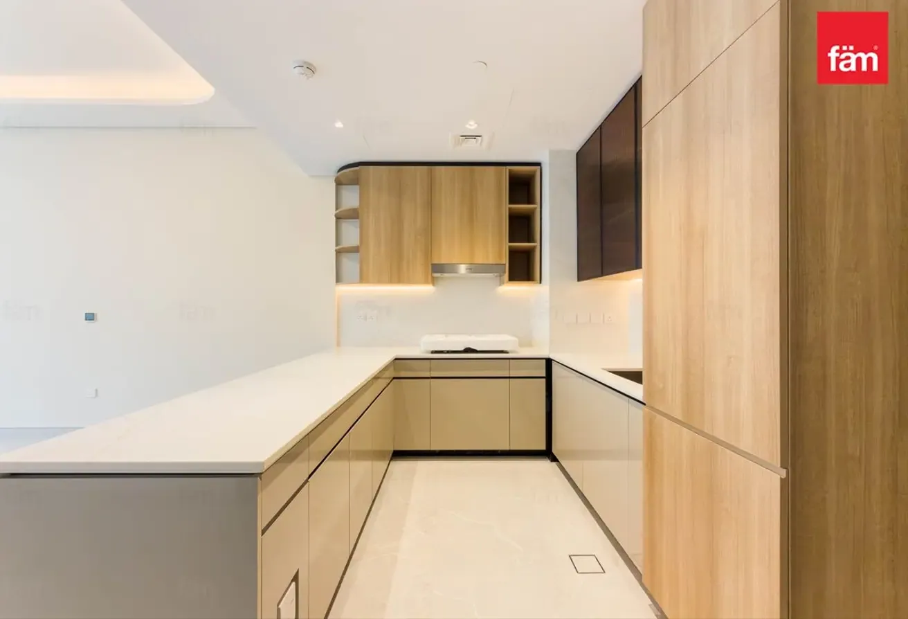 2br | Vacant | New | Golf View | 1 Month Free