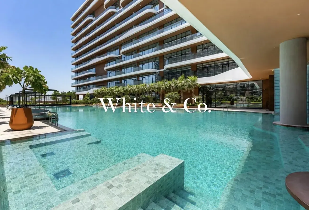 Pool View | Upgraded | Two Parking Spaces