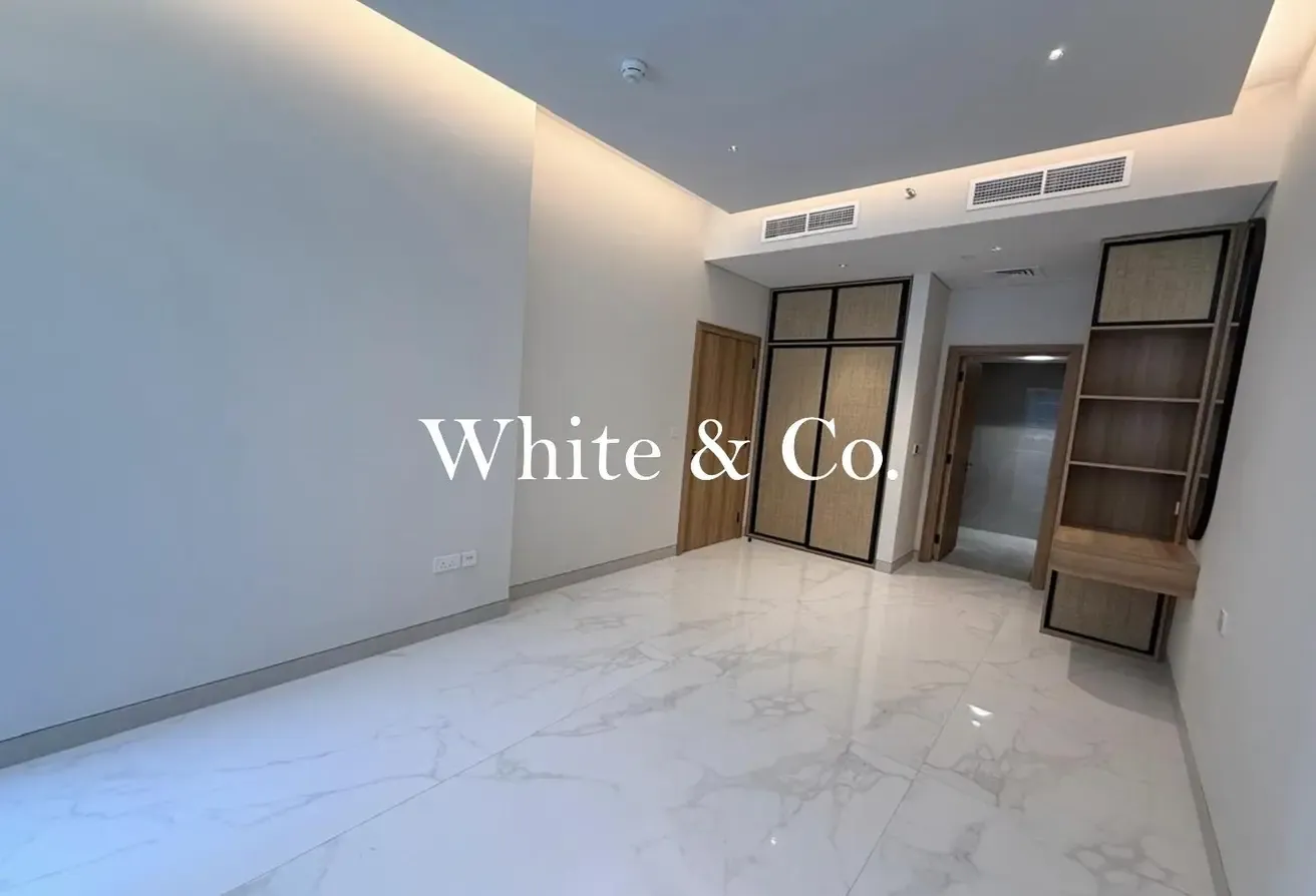 Pool View | Upgraded | Two Parking Spaces